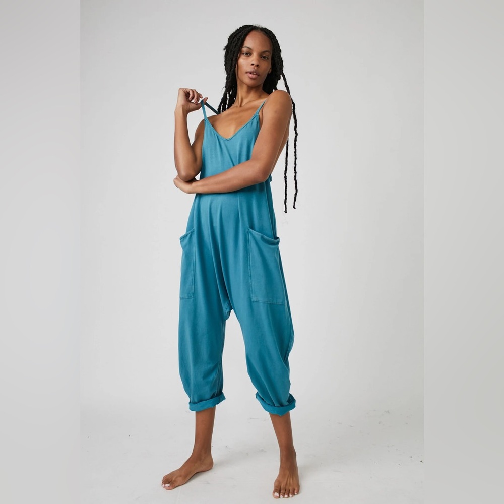 NWT Free People FPMovement Hot Shot Onesie, Hydros color, size Large